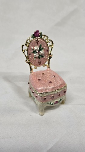 Jeweled pink chair - pink,