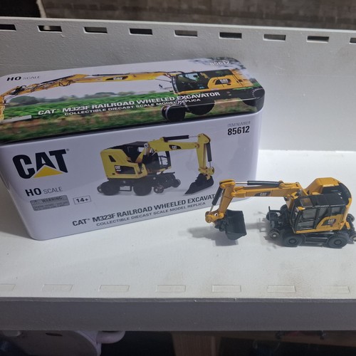 Cat m323f railroad - railroad, wheeled