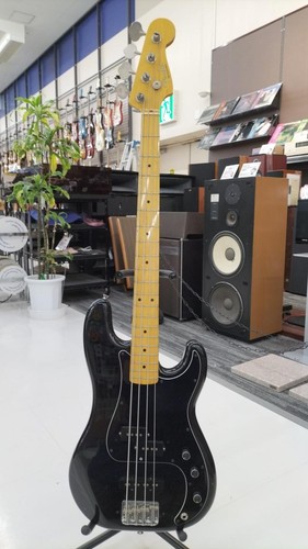 Precision bass model - model,