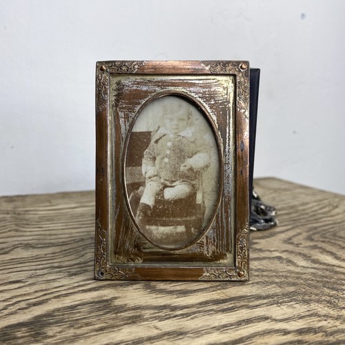 Victorian gothic oddities - victorian?,