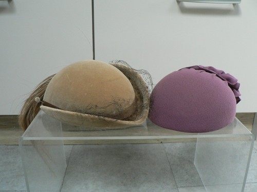 Vintage 40s velvet casque - velvet, hat