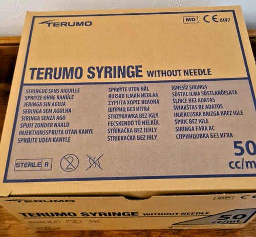 Terumo syringe without needle - syringe,