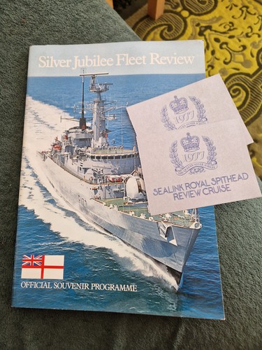 Silver jubilee queen - silver, 1952-1977