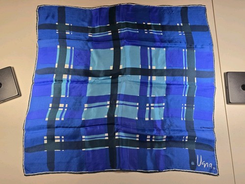 Vera neumann signed - neumann, scarf