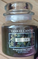YANKEE MEDIUM JAR CANDLE - MISTLETOE - DEERFIELD - 14.5 OZ