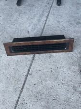 1993 JAGUAR XJ6/XJ40 - AIR VENTS & WALNUT SURROUND