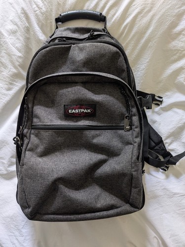 Eastpak tutor grey 39l - tutor,