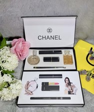 Chanel Set of 5 Pieces- 2x