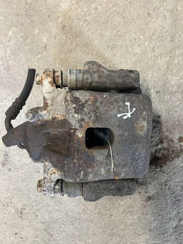 Toyota rav front - front, left
