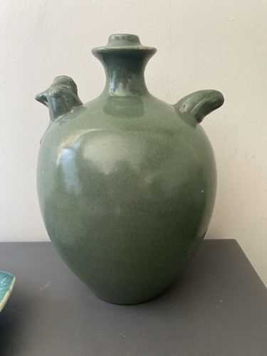 Celadon green glazed - green,