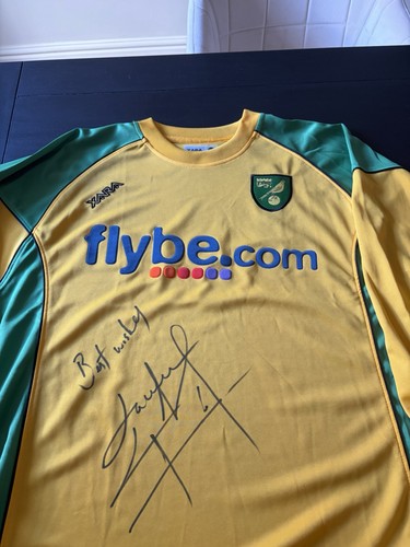 Norwich city legend - legend, darren