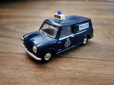 Corgi 96956 Morris Mini Van