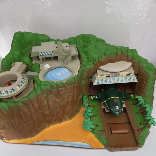 Vintage 2000 thunderbirds - vintage,