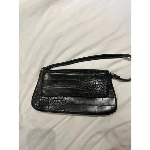 Black hand bag