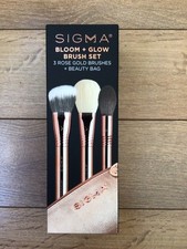Sigma Bloom + Glow Brush Set 3 Brushes & Rose Gold Beauty Pouch