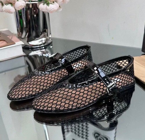 Black fishnet ballet flats - black,
