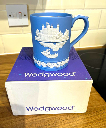 Wedgwood jasperware blue - wedgwood,