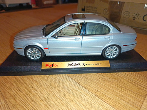 Maisto special edition 18 - maisto, 1:18