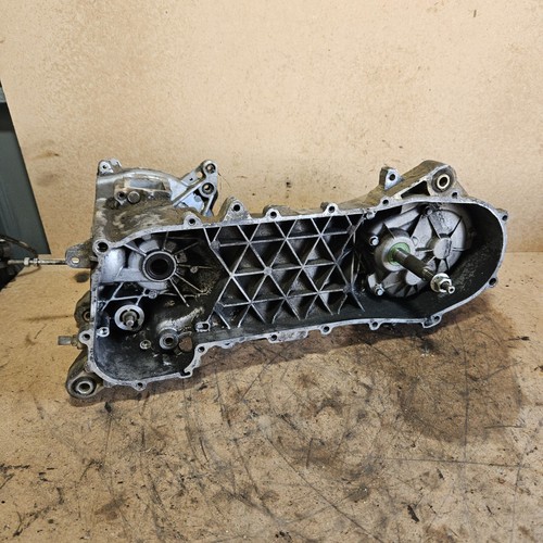 Pair engine crankcases - pair,