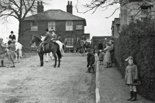Photo the hunt - photo, railway