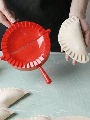 Hand press dumpling maker - hand,