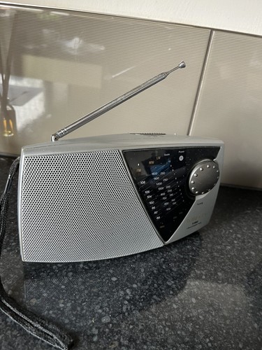 Roberts portable radio - roberts, r9903