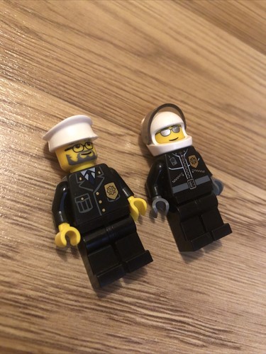 Lego city mini figures - 2x,