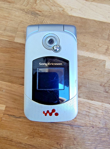 Sony ericsson w300i - w300i, flip