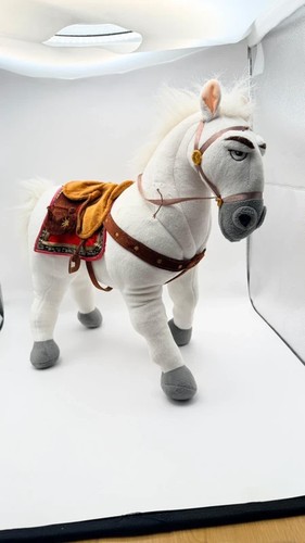 Disney store tangled maximus - store,