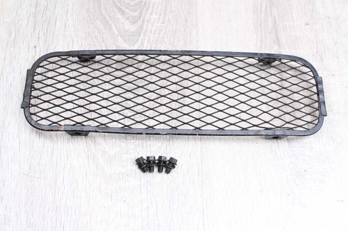 Refrigeration grille