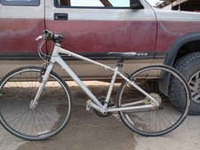 Giant Escape Hybrid Bike