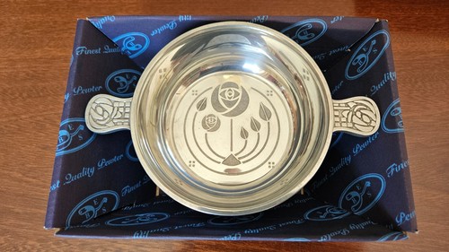 Blyde pewter handle quaich - 2,
