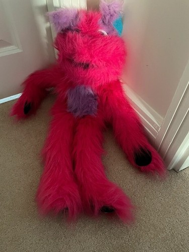 Large pink fluffy puppet - large,
