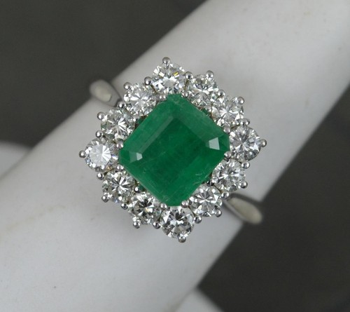 Beautiful emerald and diamond - beautiful,