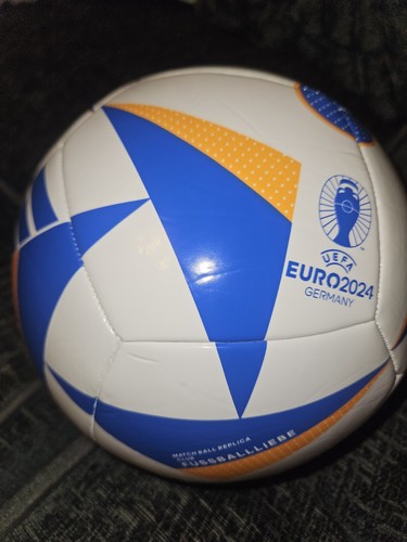 Adidas euro training - 24,