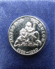 National Service Armed Forces Veteran Military Pin Badge.