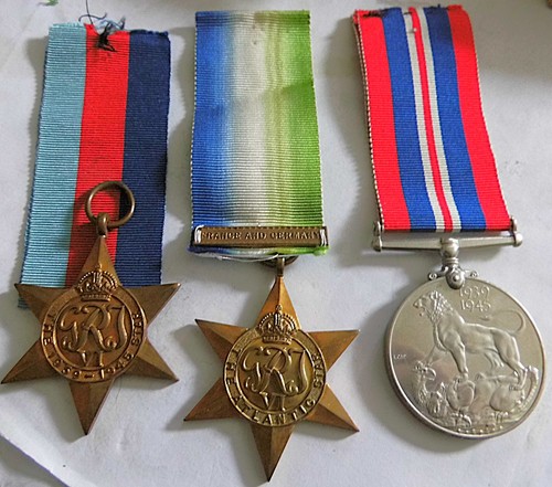 Ww2 group medals clasp - group,
