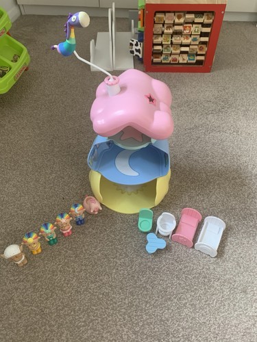 Cloudbabies house with figures - cloudbabies,