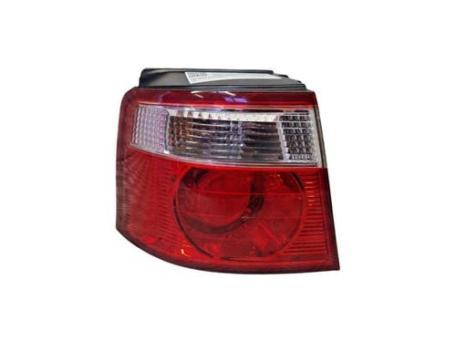Kia carens rear light left - kia,
