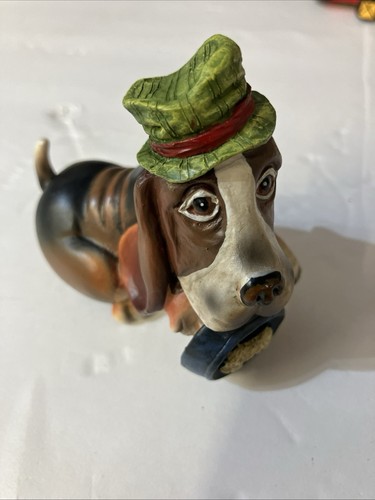 Basset hound dog - dog, figurine
