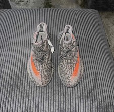 adidas Yeezy Boost 350 V2