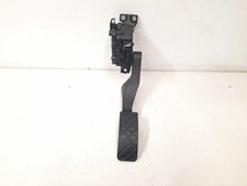 Accelerator pedal assembly