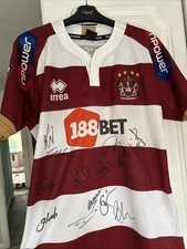 Signed Wigan Warriors 2017/18