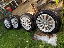 Range Rover Vogue wheels and tyres