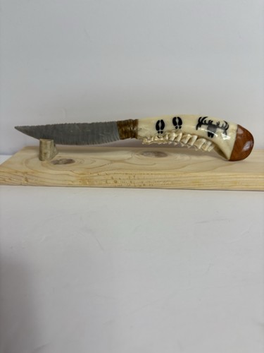 Flint knapped knife - flint,