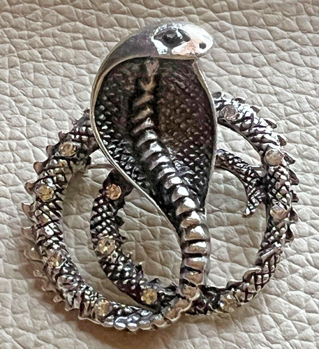 Cobra snake vintage - cobra, look