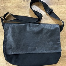 Perry Ellis Porfolio Messenger