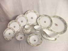 Royal Doulton Alton H 5055 - English bone china, vintage 1978 tableware - 8K4A #