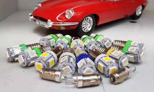 Jaguar type led green - type,