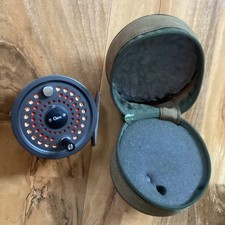 ORVIS BATTENKILL DISC 7/8 FLY REEL WITH NEW CORTLAND 777 FLY LINE AND CASE